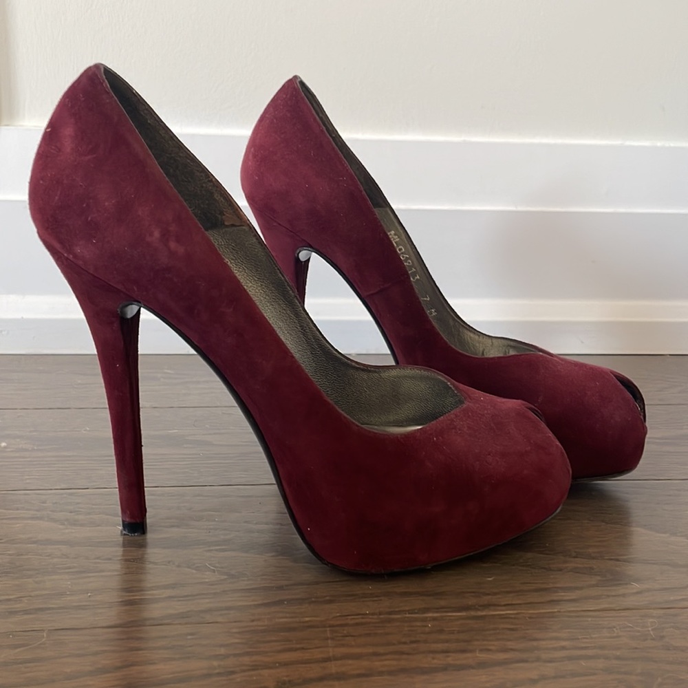 Stuart Weitzman burgandy suede pumps (with a peep toe)